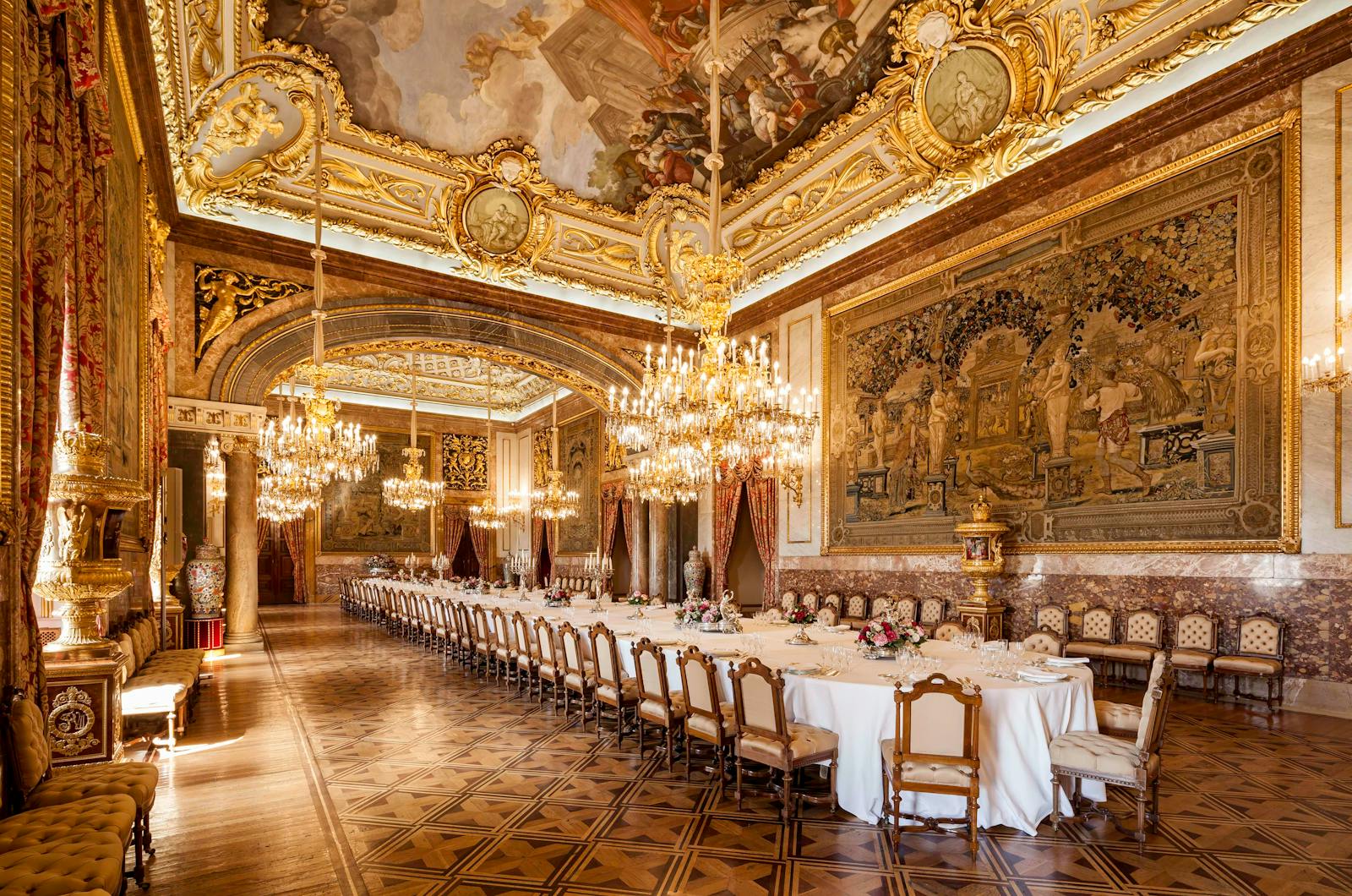 Der Königspalast Madrid und sein Bankettsaal