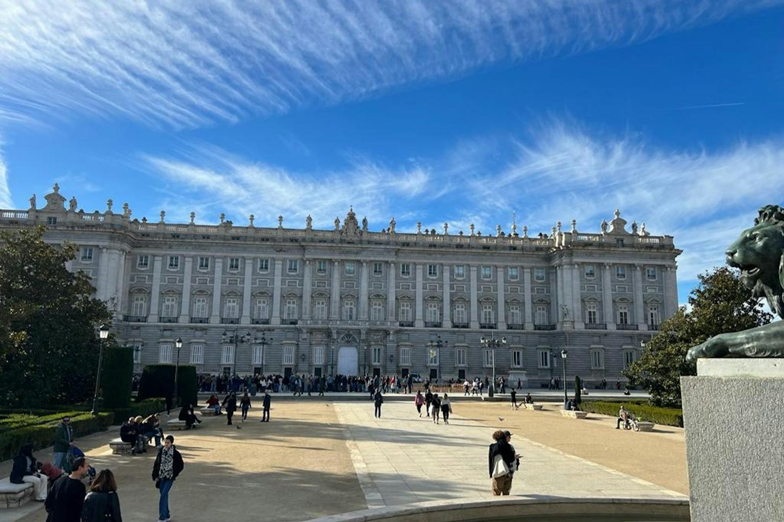 Madridin kuninkaallispalatsin etukuva