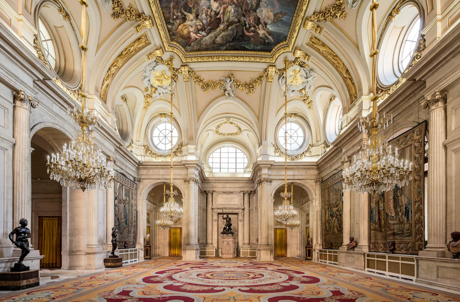 Vista interior do Palácio Real de Madri
